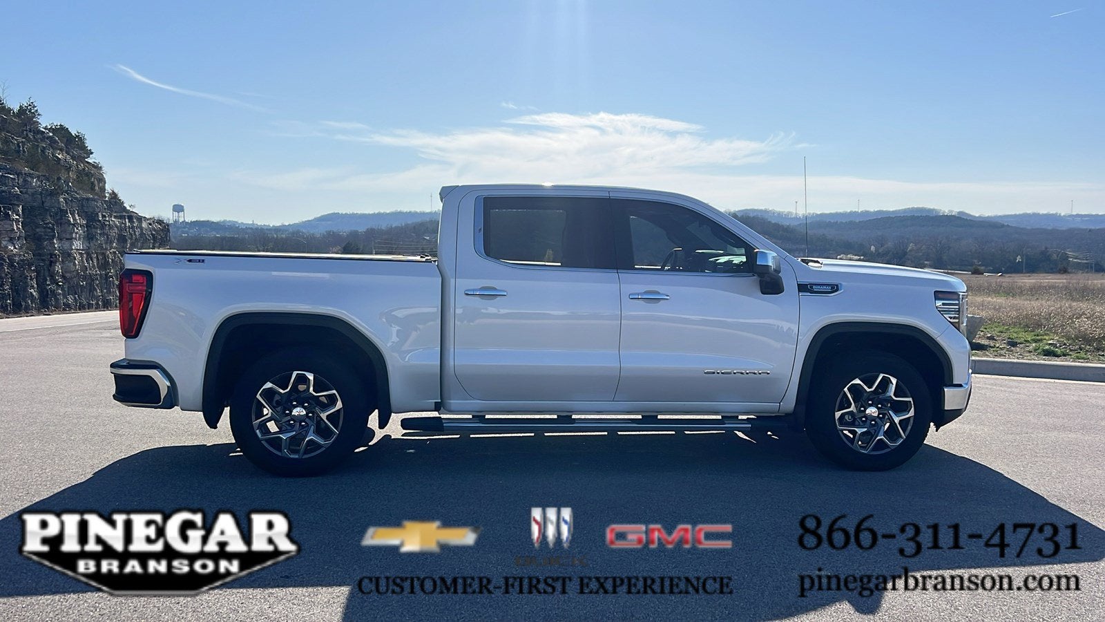 2024 GMC Sierra 1500 SLT
