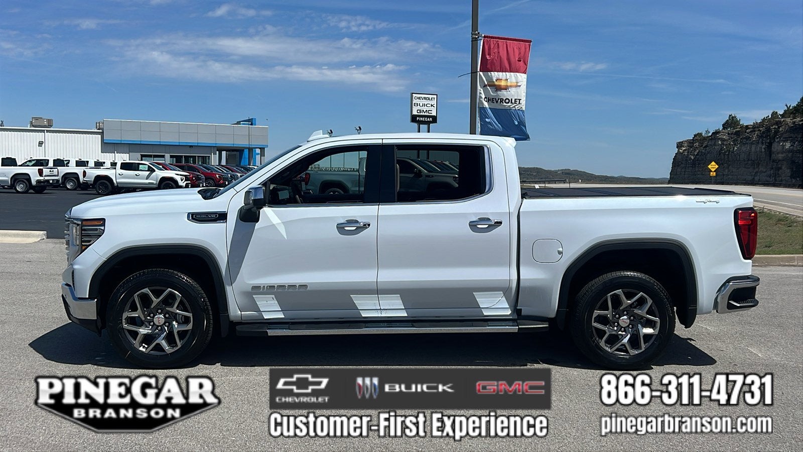 2026 GMC Sierra 1500 SLT