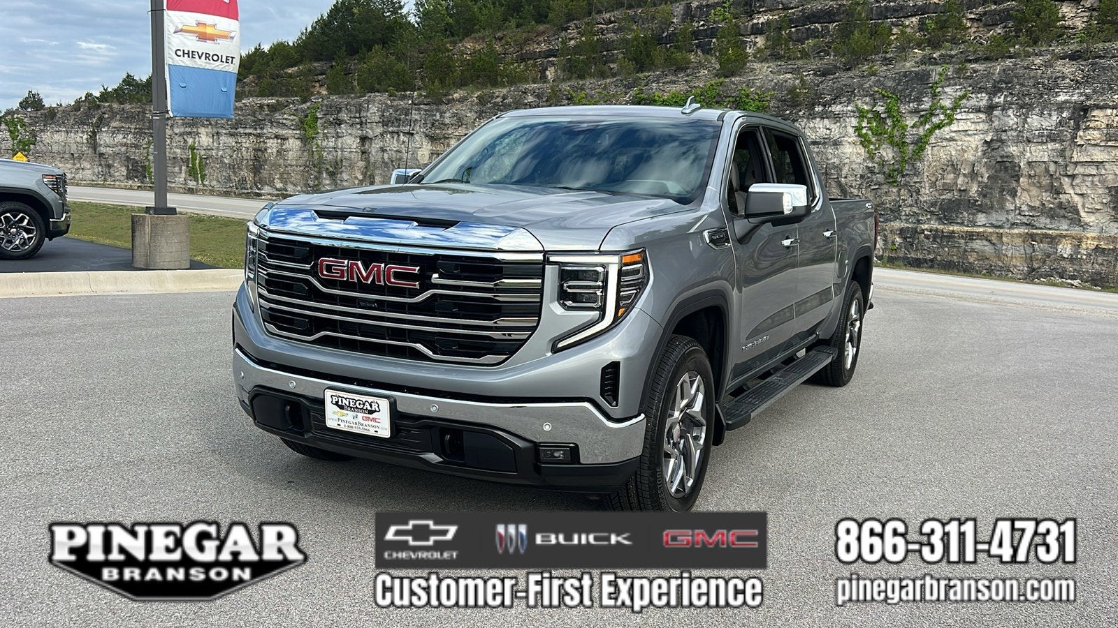 2026 GMC Sierra 1500 SLT