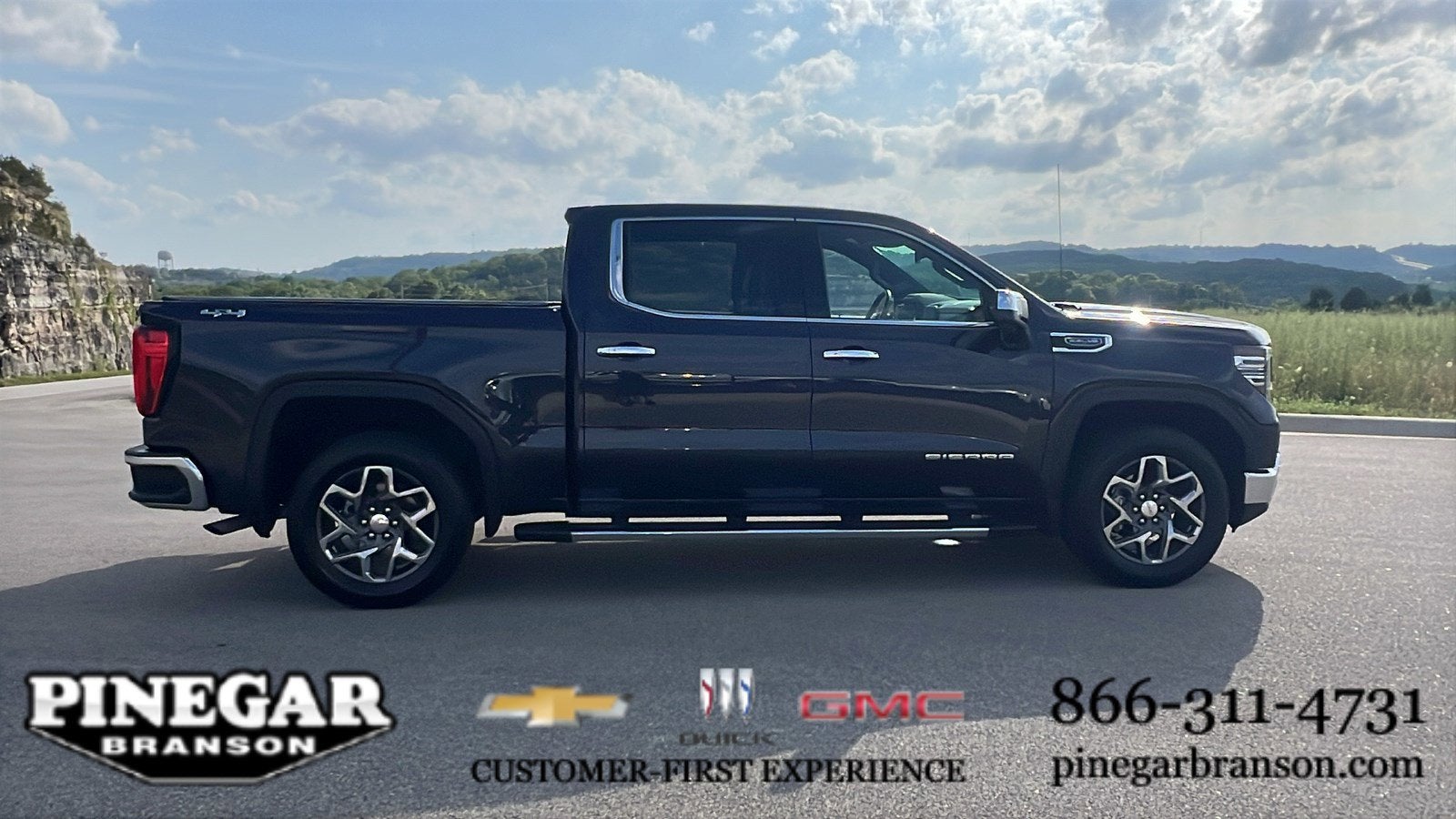 2025 GMC Sierra 1500 SLT