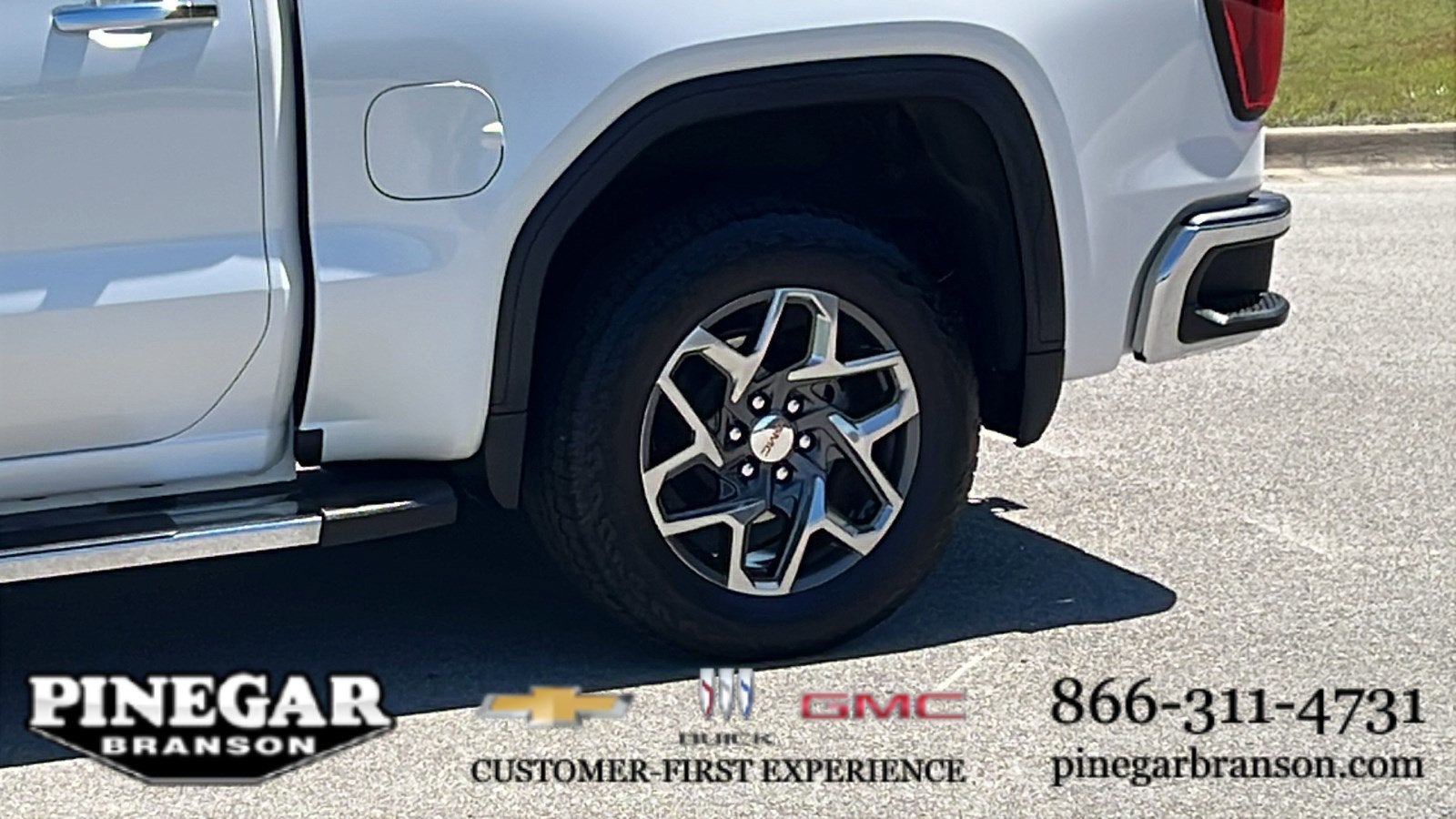 2023 GMC Sierra 1500 SLT