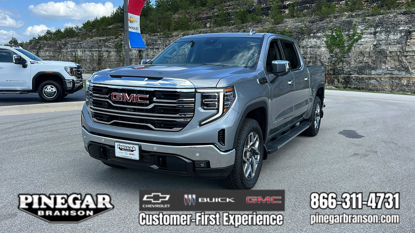 2026 GMC Sierra 1500 SLT