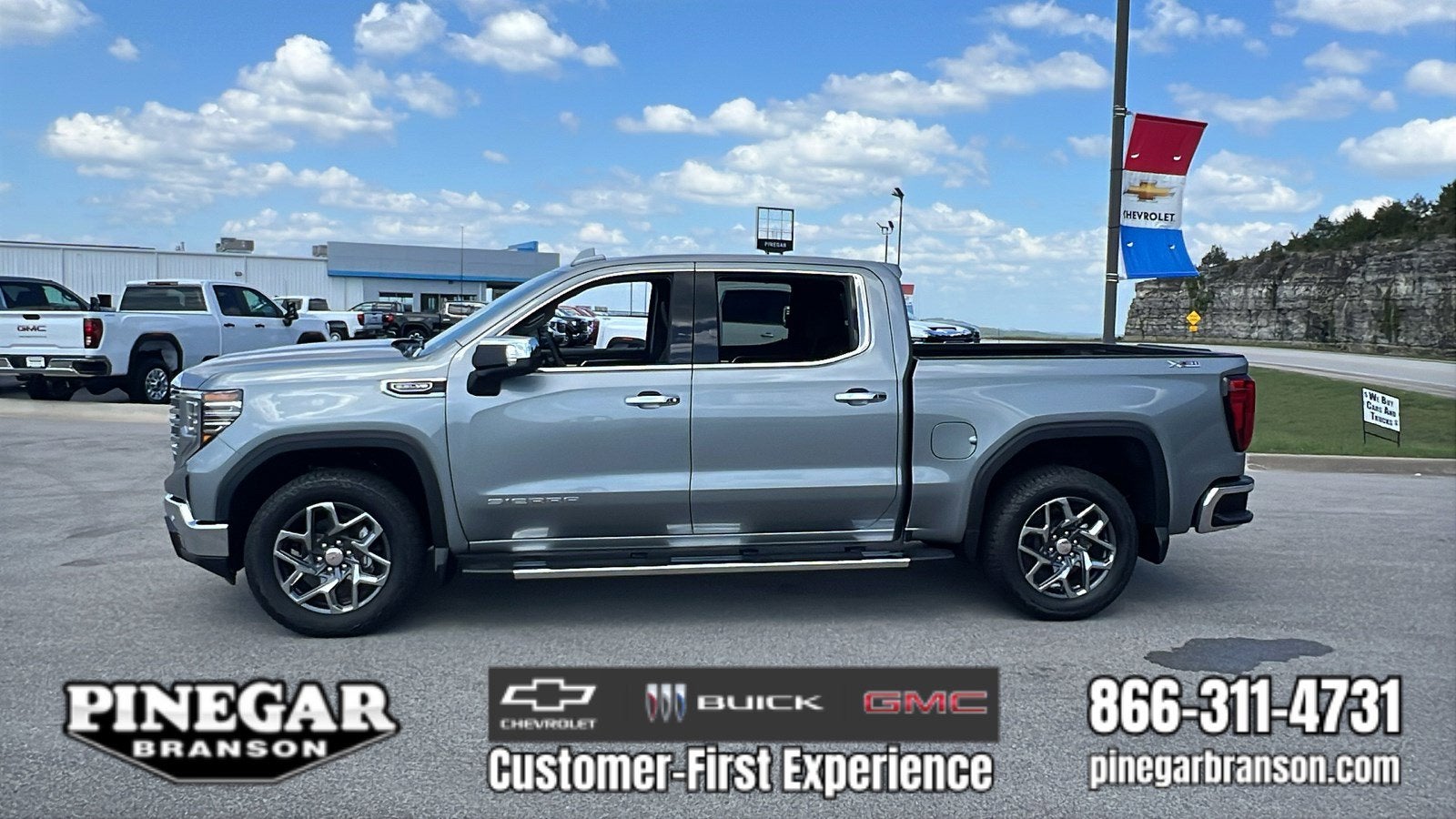 2026 GMC Sierra 1500 SLT