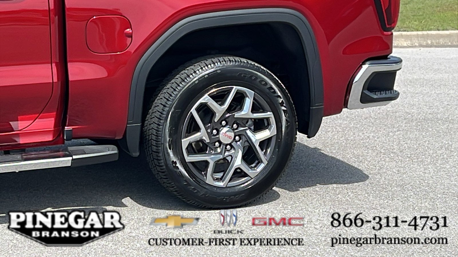 2023 GMC Sierra 1500 SLT