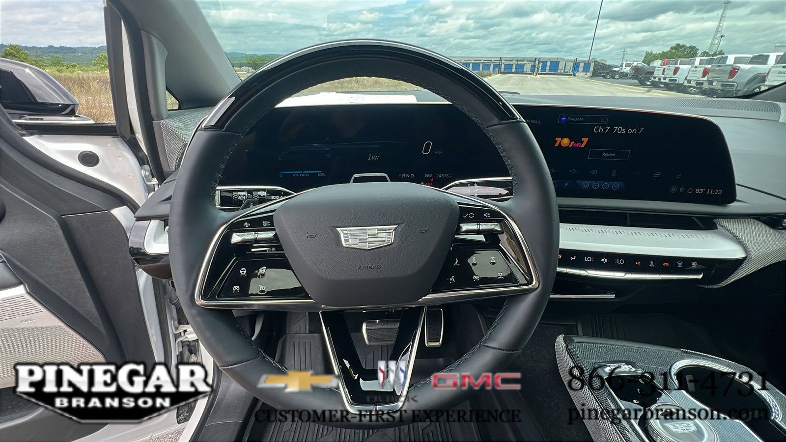 2025 Cadillac OPTIQ Luxury 2