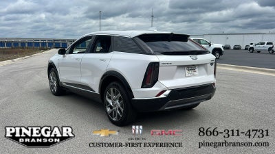 2025 Cadillac OPTIQ Luxury 2
