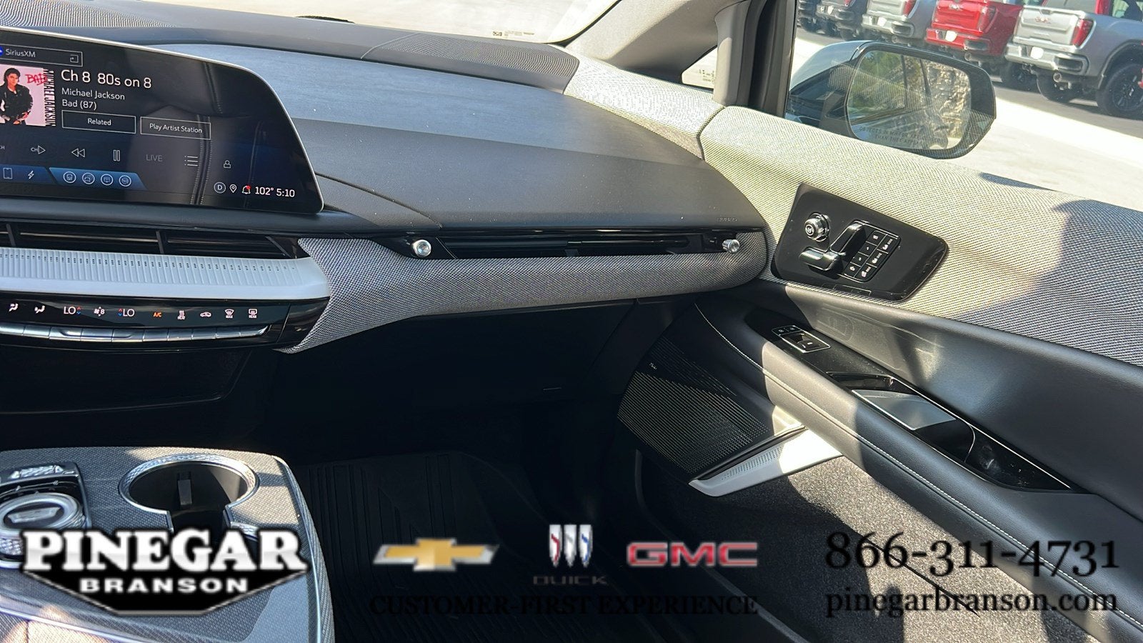 2025 Cadillac OPTIQ Sport 2