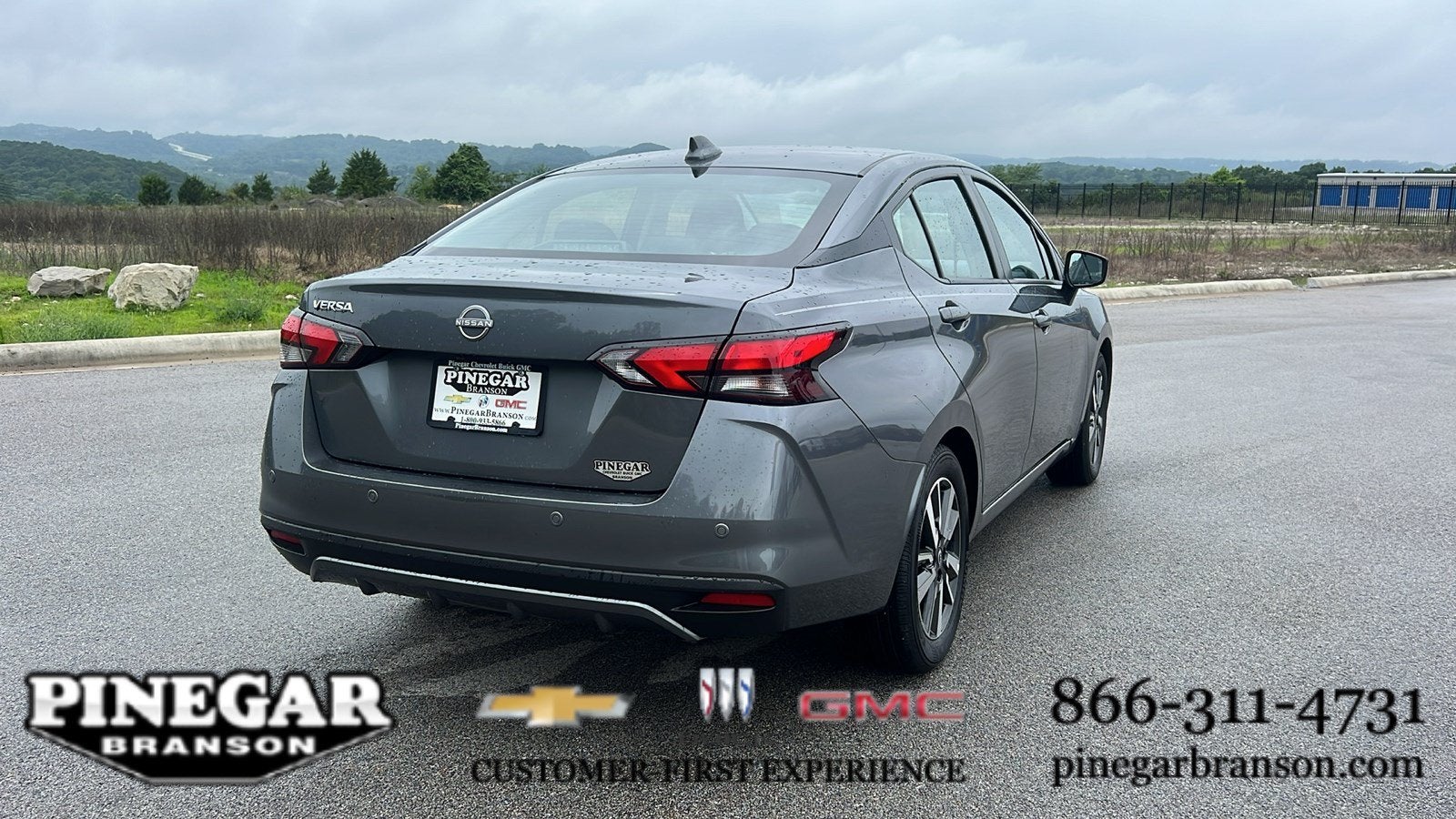 2025 Nissan Versa SV