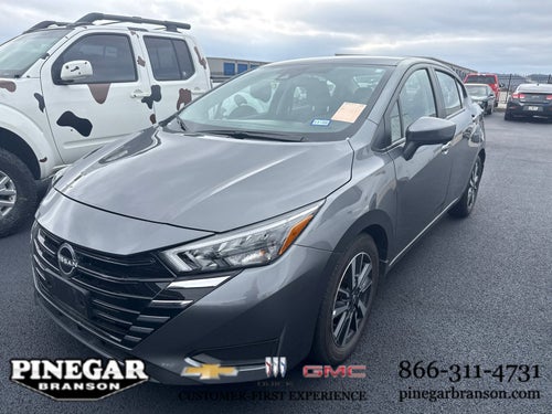 2025 Nissan Versa SV