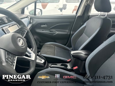 2025 Nissan Versa SV