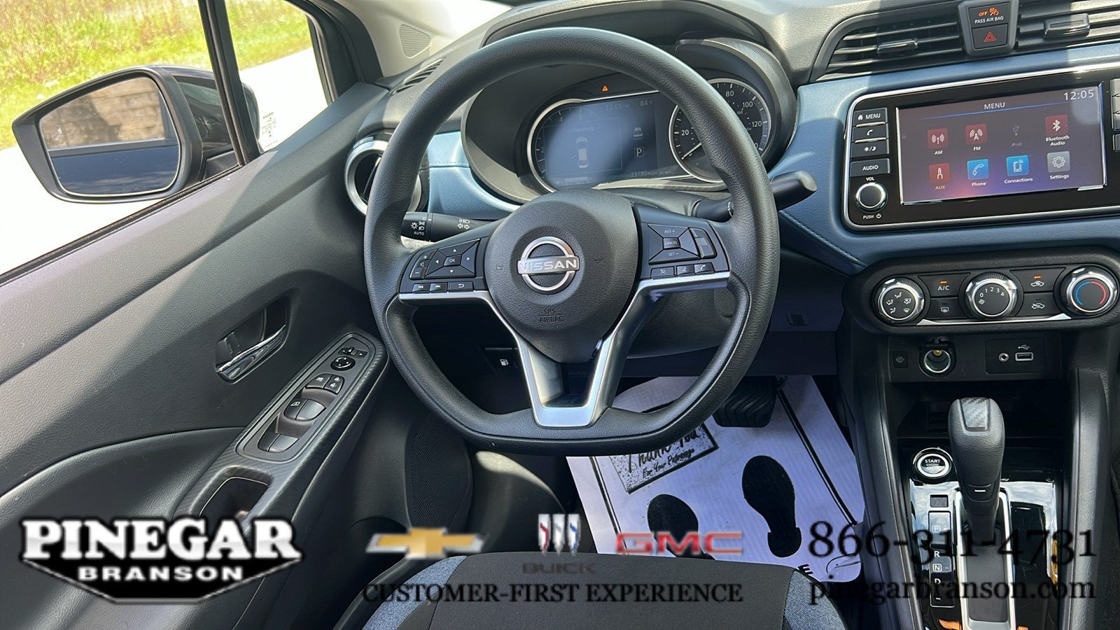 2025 Nissan Versa SV