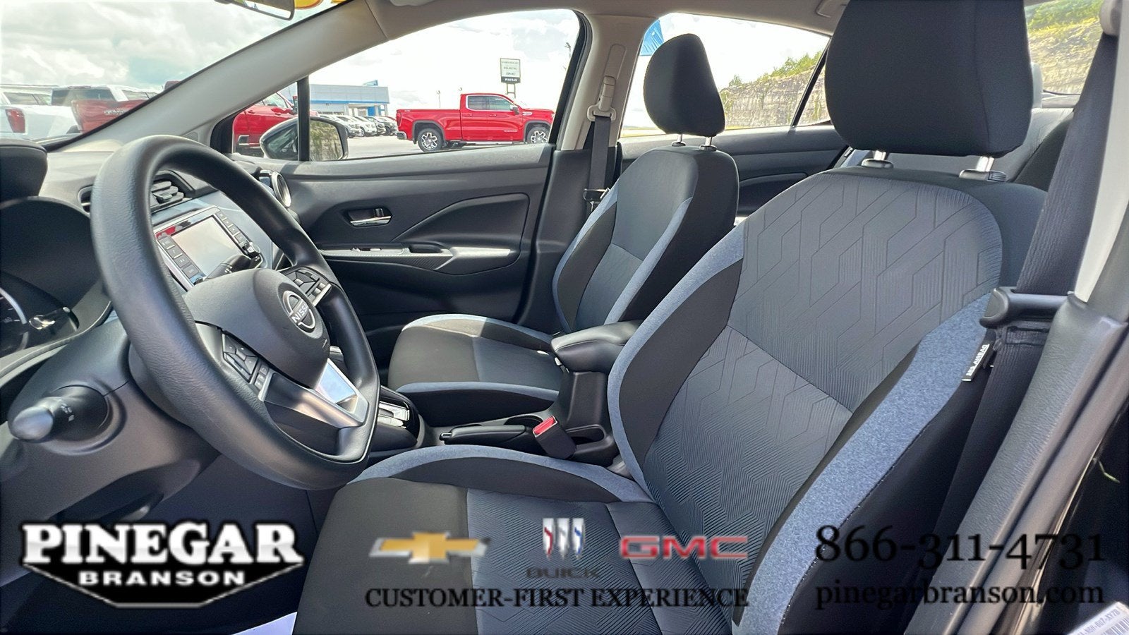 2025 Nissan Versa SV