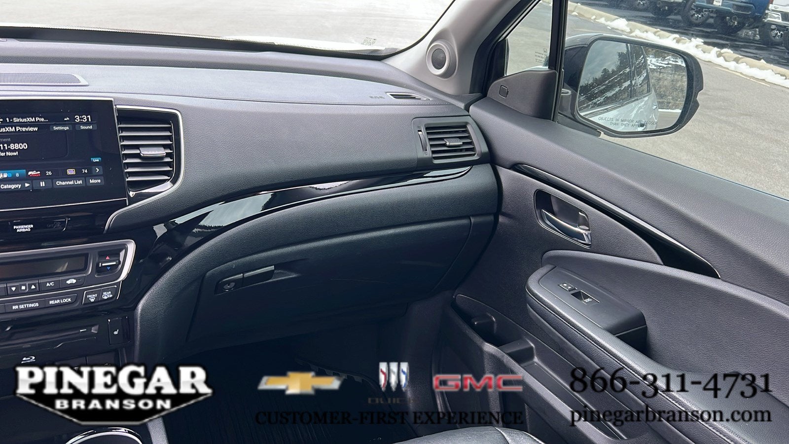 2022 Honda Pilot Touring 7-Passenger