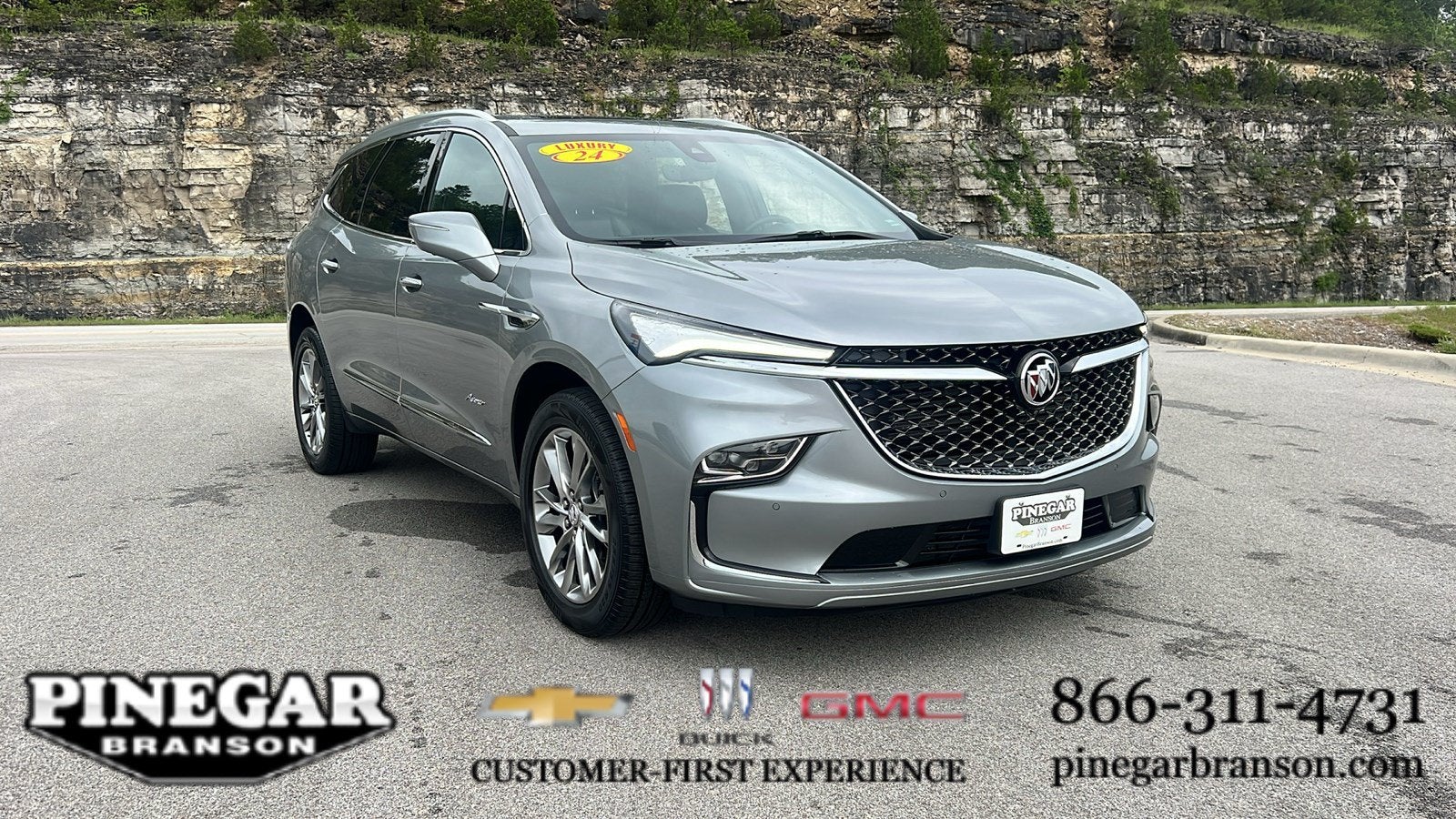 2024 Buick Enclave Avenir AWD's photo