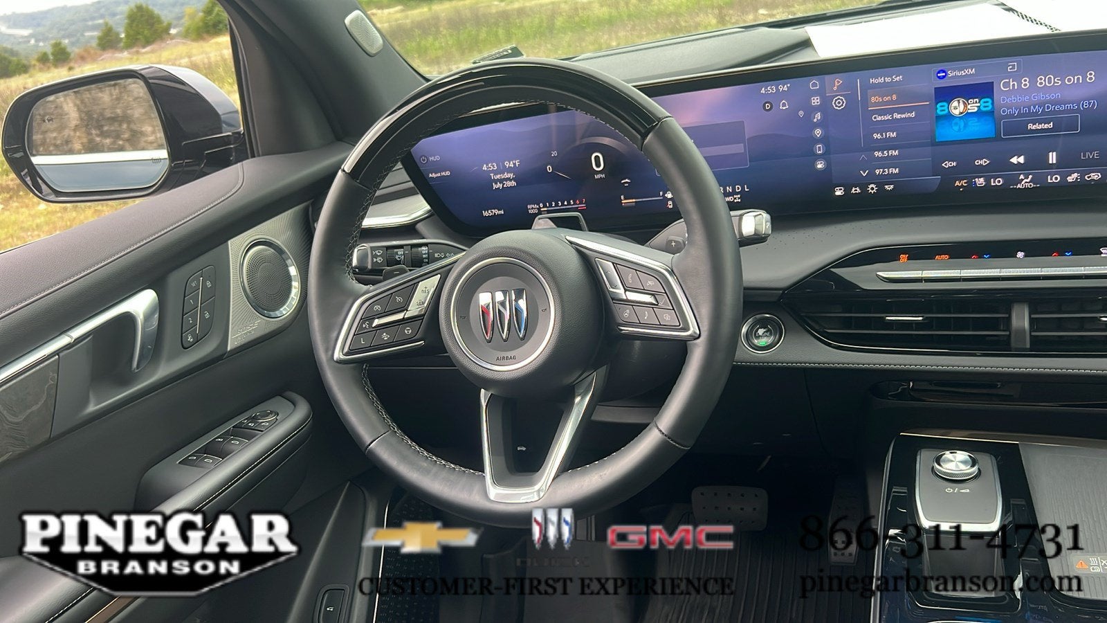 2025 Buick Enclave Avenir