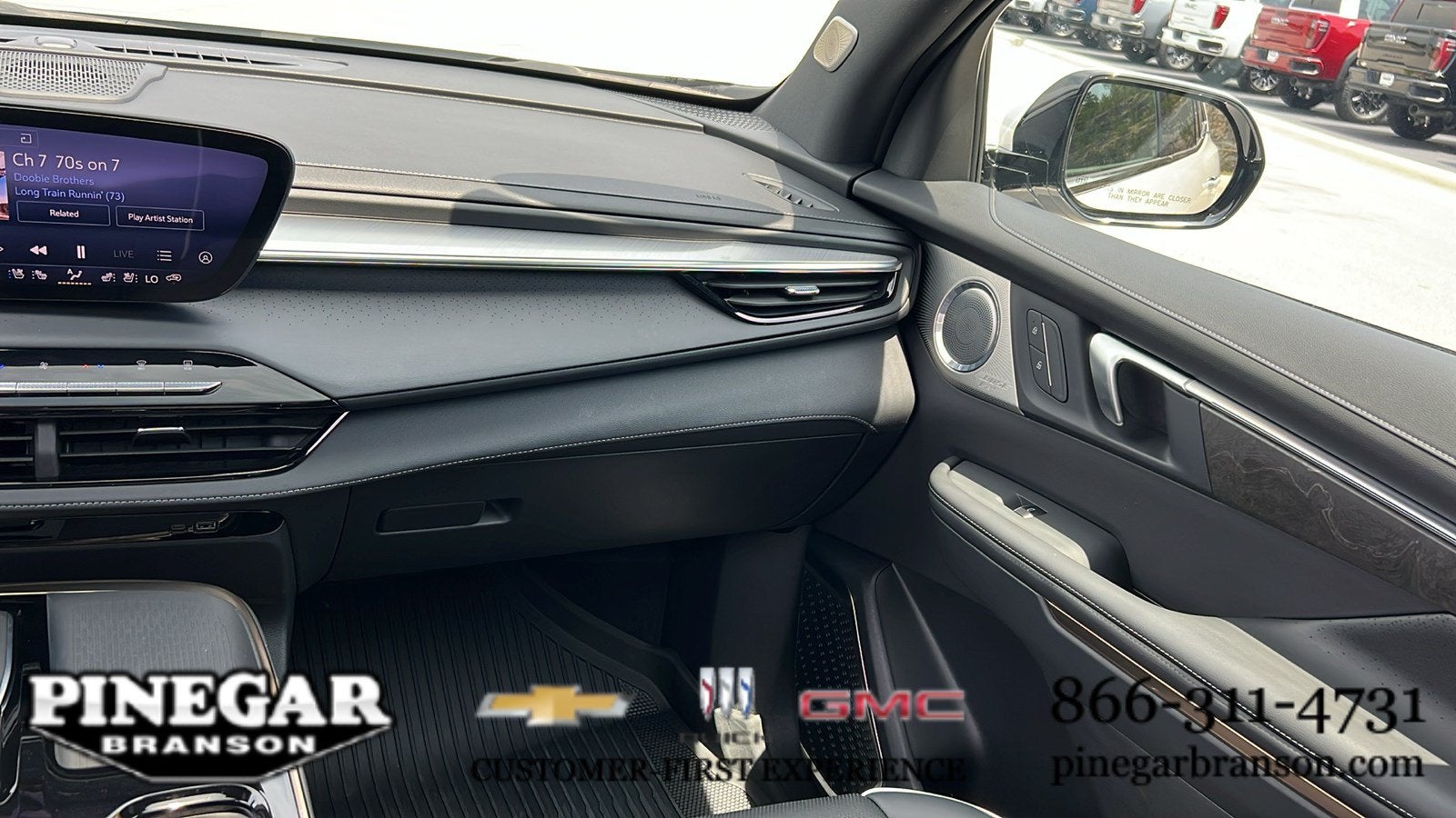 2025 Buick Enclave Avenir