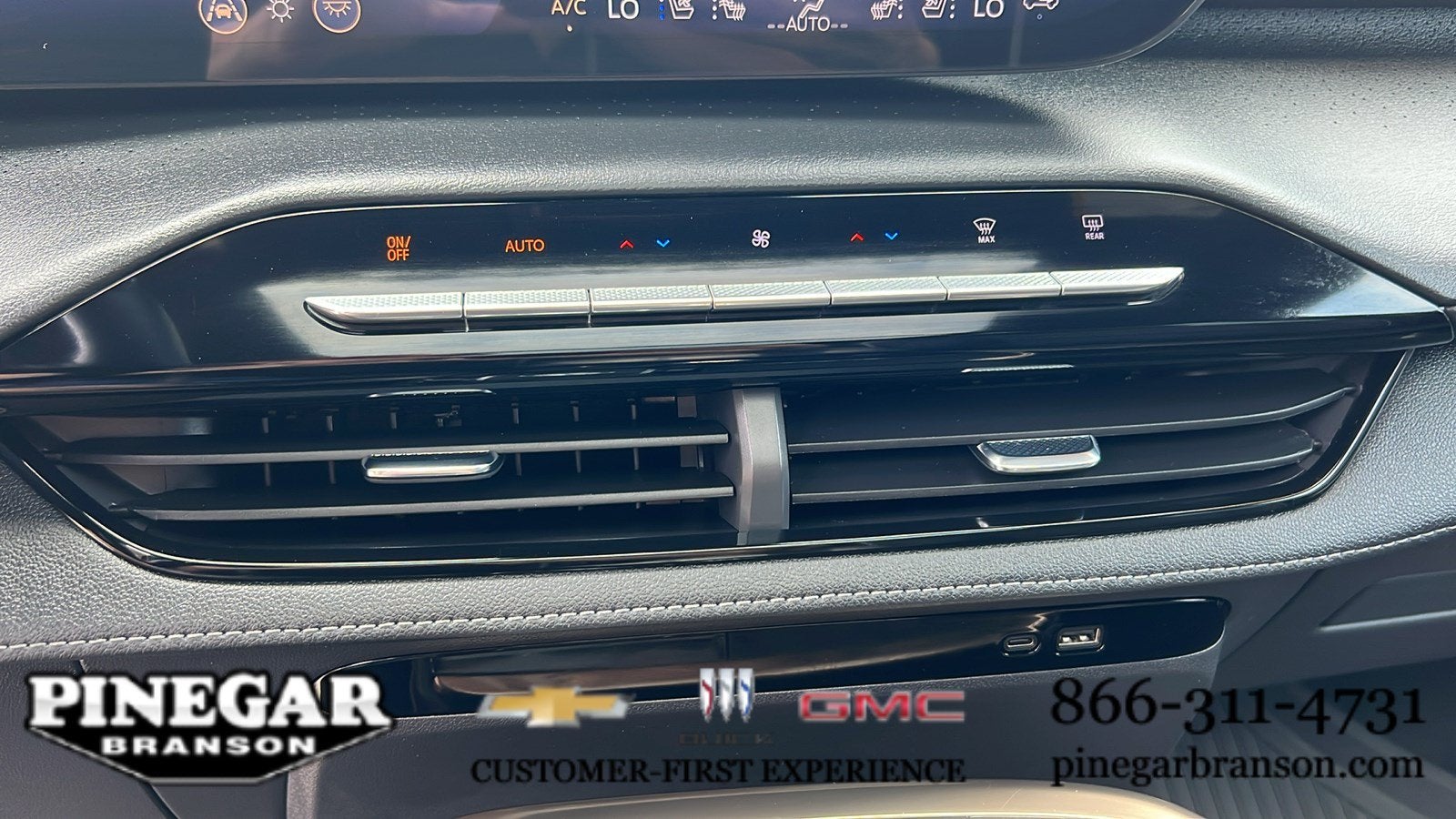 2025 Buick Enclave Avenir