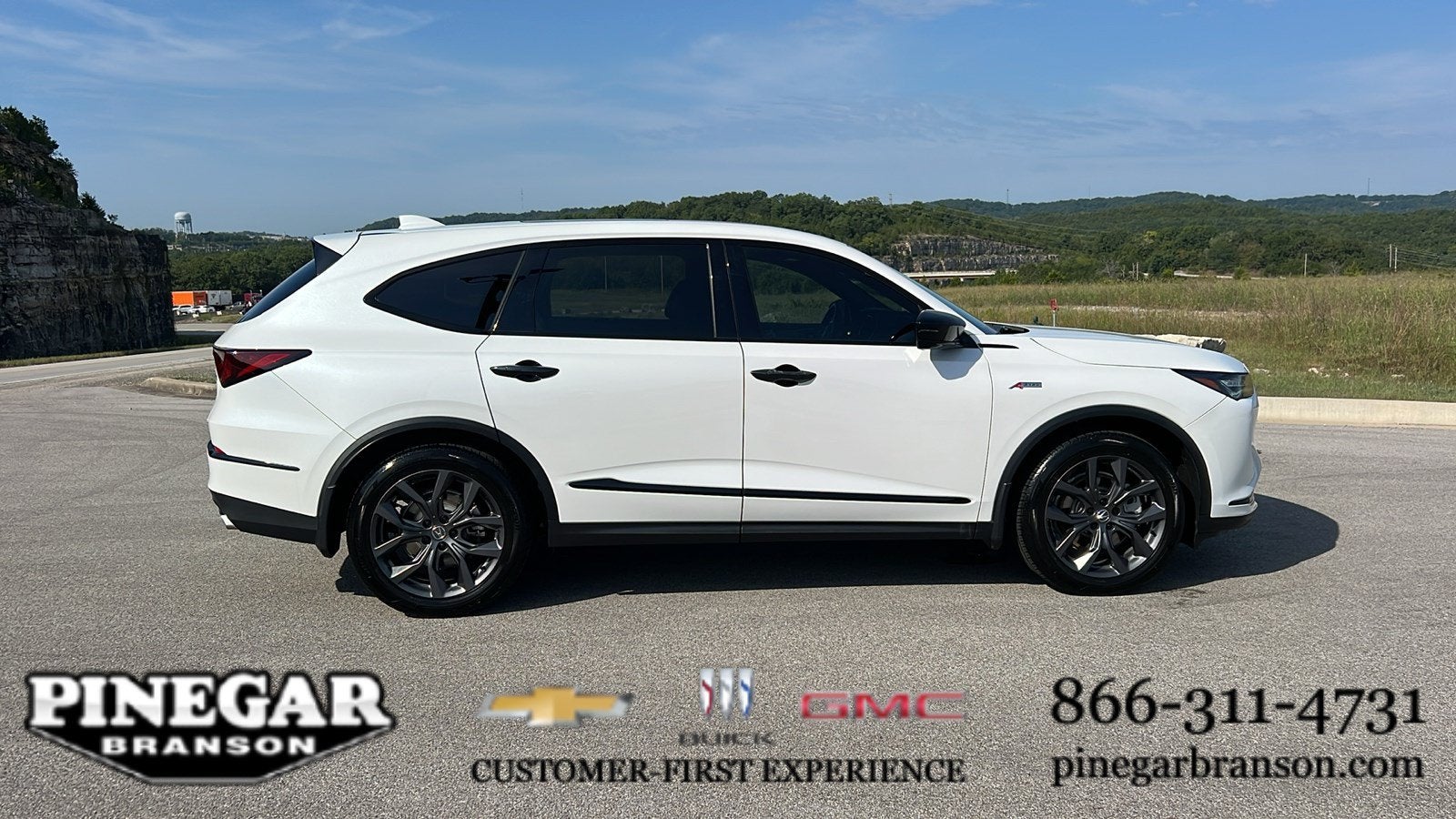 2022 Acura MDX w/A-Spec Package