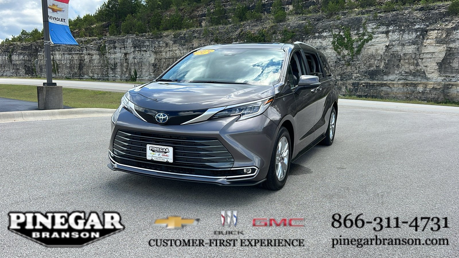 2024 Toyota Sienna Limited