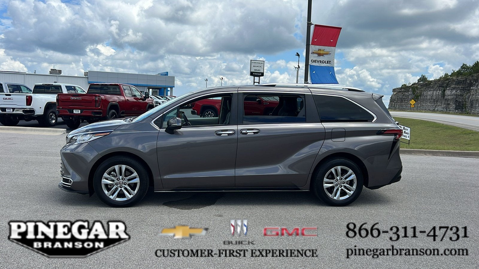 2024 Toyota Sienna Limited