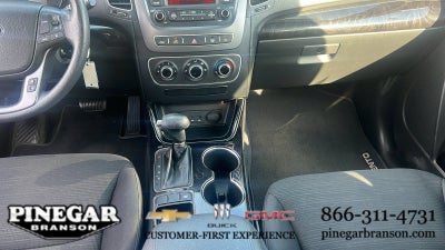 2015 Kia Sorento LX