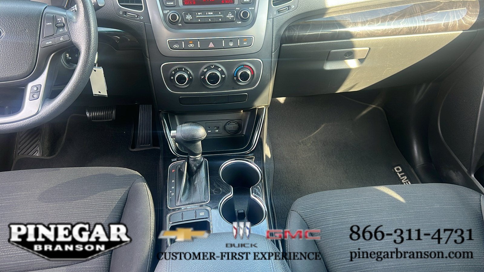 2015 Kia Sorento LX