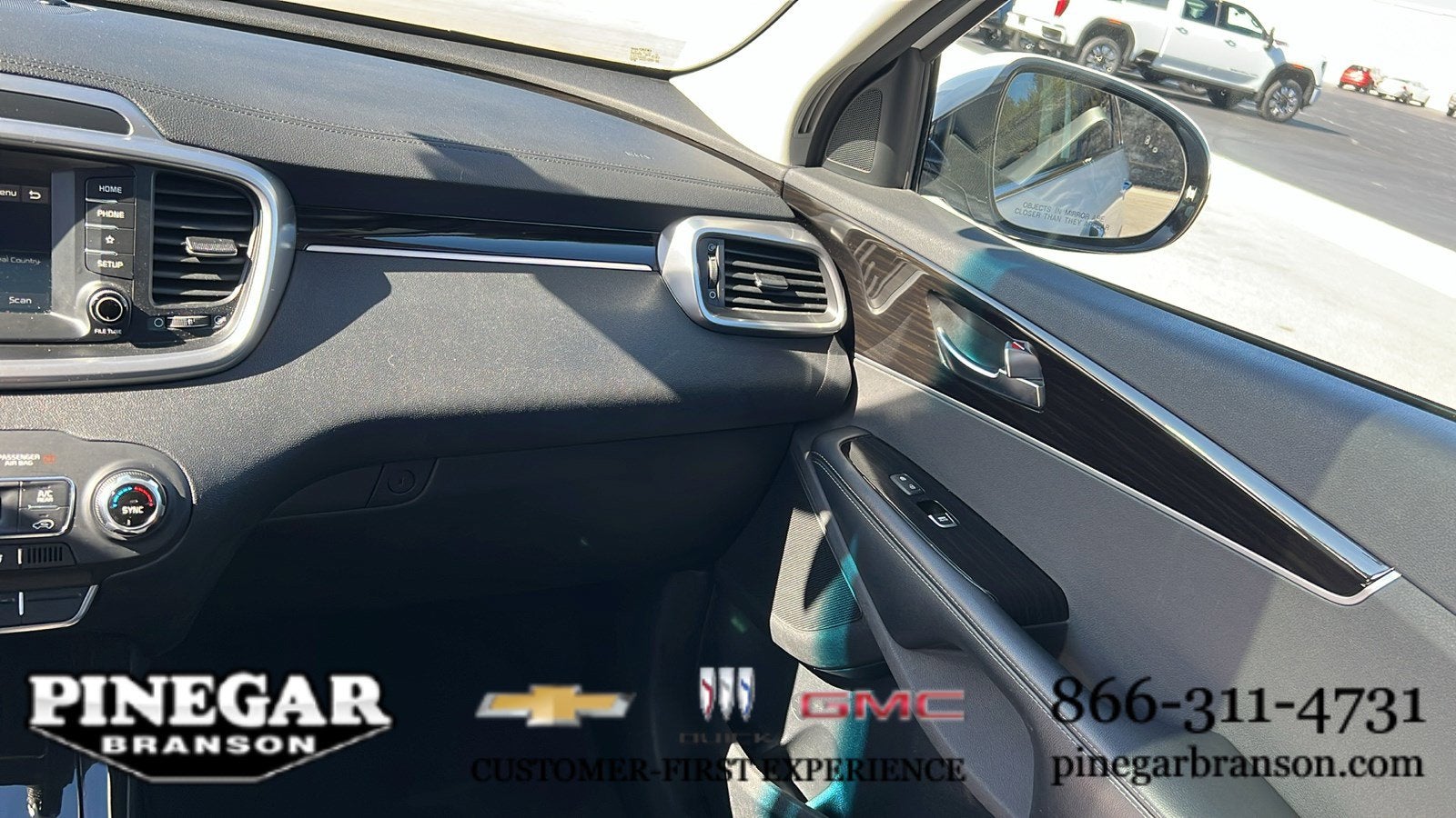 2020 Kia Sorento EX V6