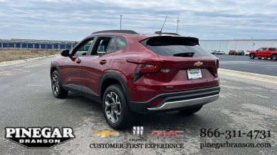 2025 Chevrolet Trax LT