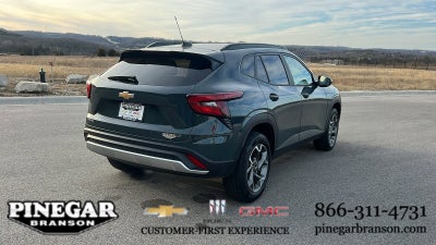 2025 Chevrolet Trax LT