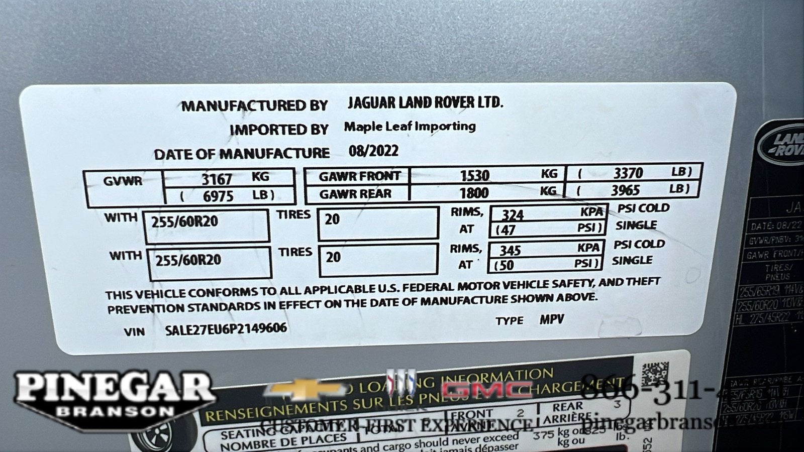 2023 Land Rover Defender X-Dynamic SE